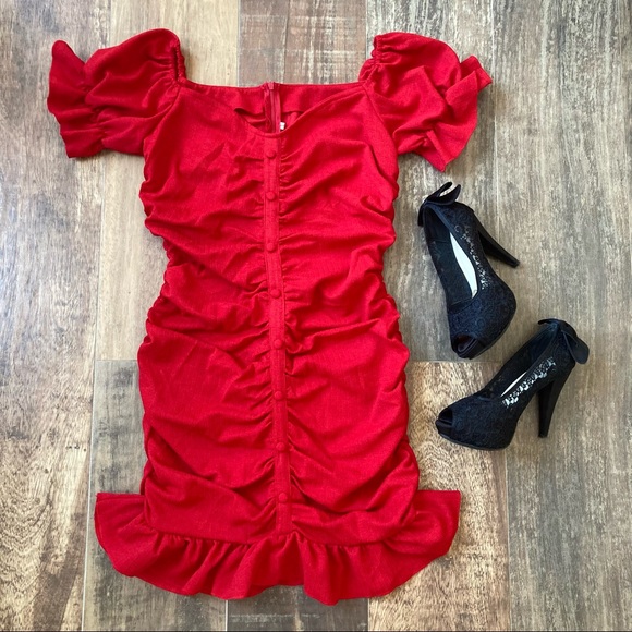 Ruffle Hem Ruched Bardot Dress - Picture 4 of 7